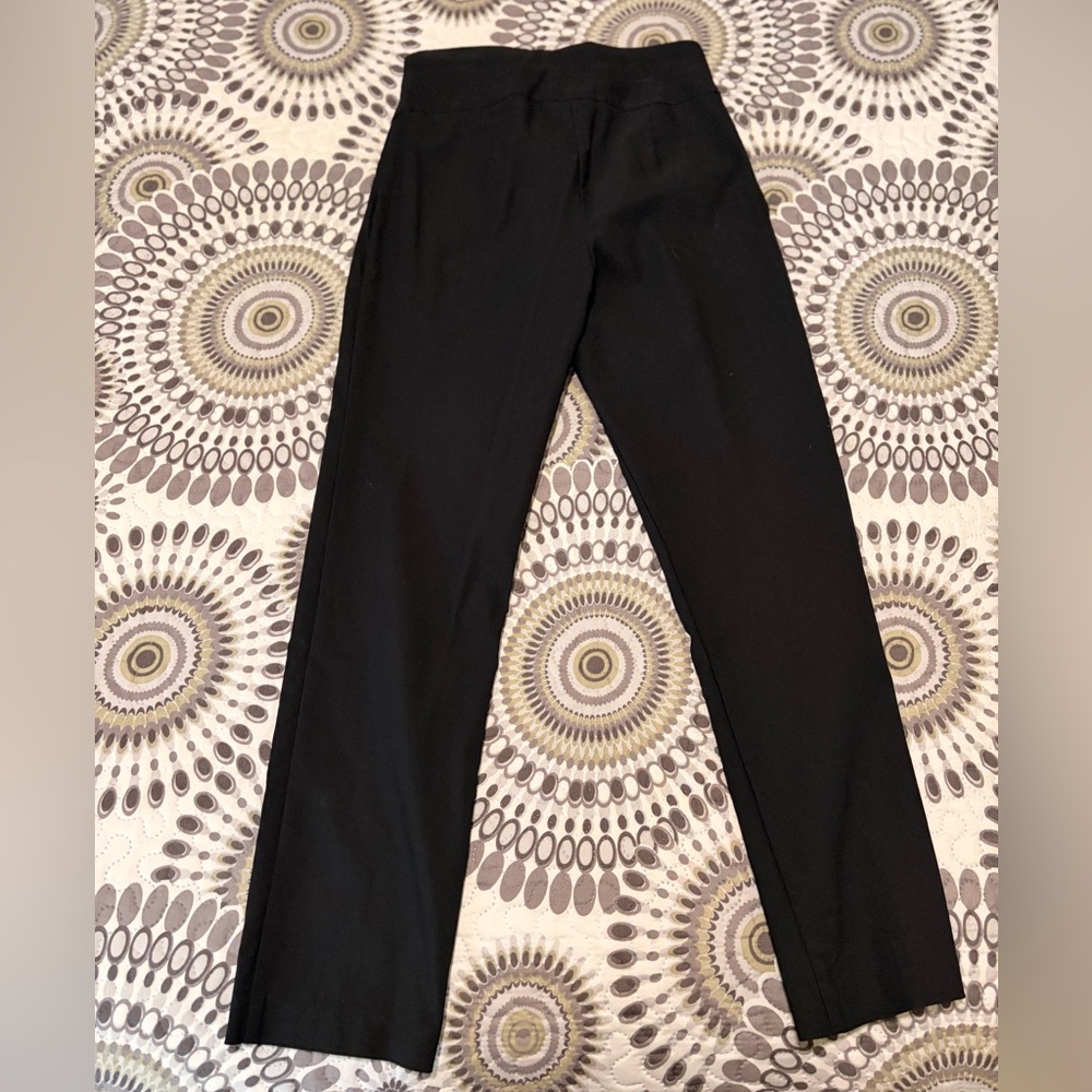 Attyre Women's Classic Black Straight Leg Pants